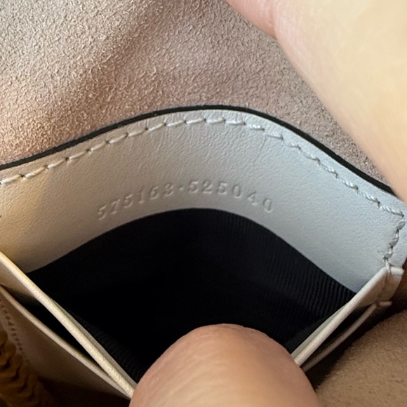 Gucci GG MARMONT MINI BUCKET BAG - Picture 8 of 9